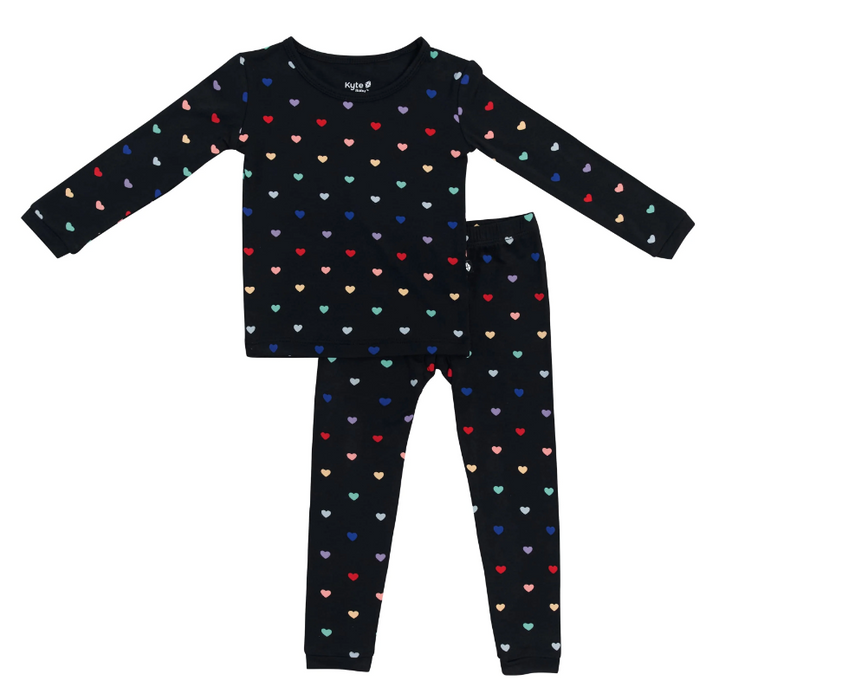 Kyte Baby Long Sleeve Pajama Set | Midnight Rainbow Heart