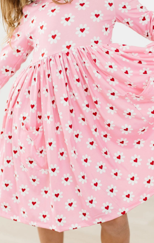 Daisy Delight 3/4 Sleeve Pocket Twirl Dress