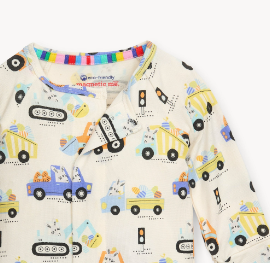 Magnetic Footie | Delivered with Hare