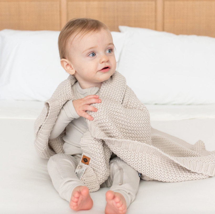 Chunky Knit Baby Blanket | Oat