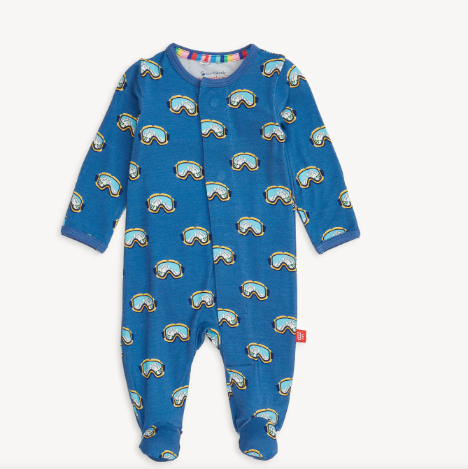 Magnetic Footie | Blue Powder Playtime