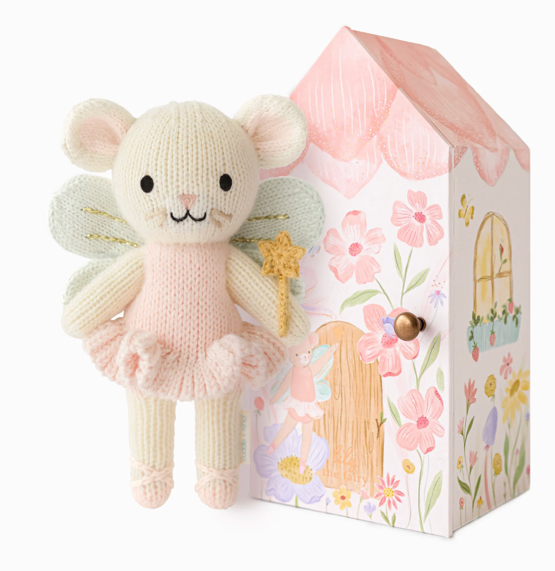 Tiny Lily the Fairy