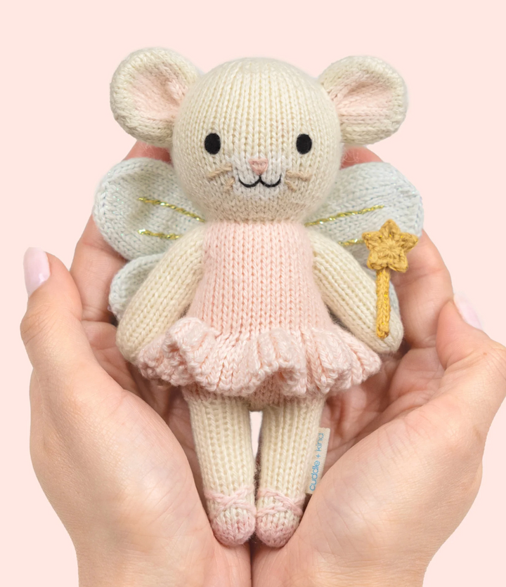 Tiny Lily the Fairy