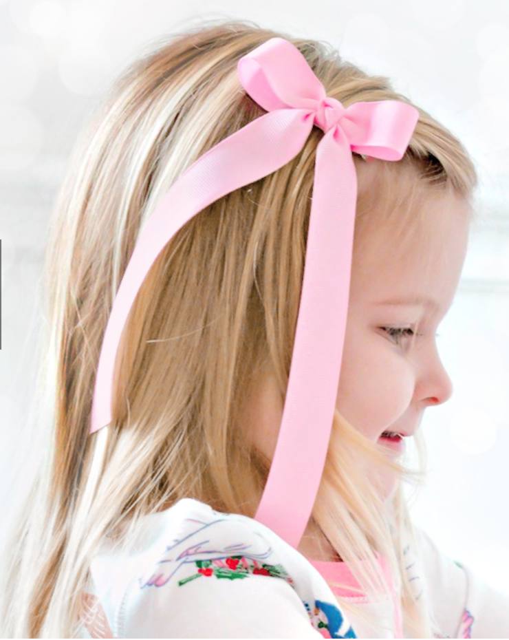 Medium Grosgrain Bow with Streamer Tails