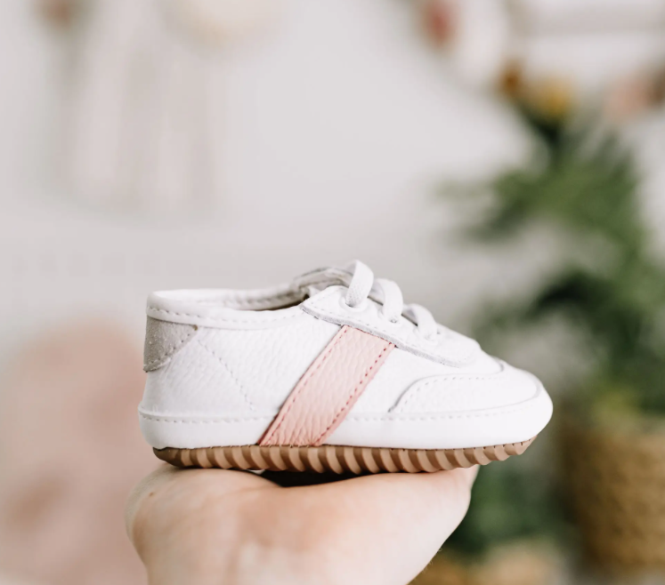 Sneaker | White and Pink