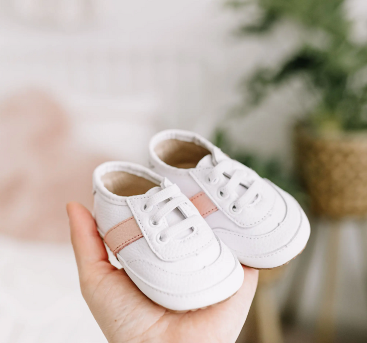 Sneaker | White and Pink