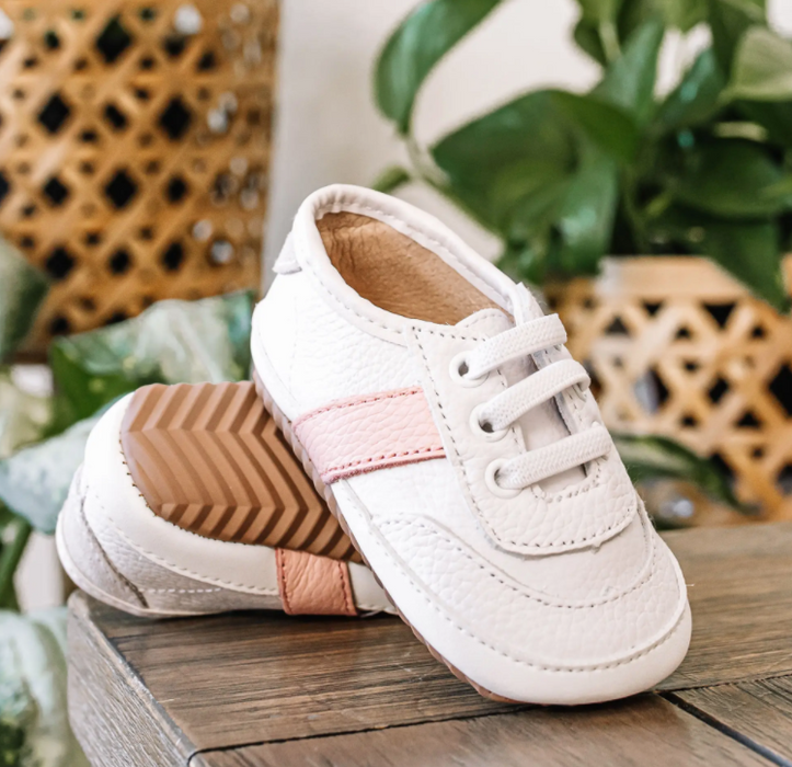 Sneaker | White and Pink