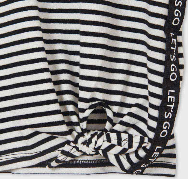 Black and White Short Sleeved T-Shirt | 6017