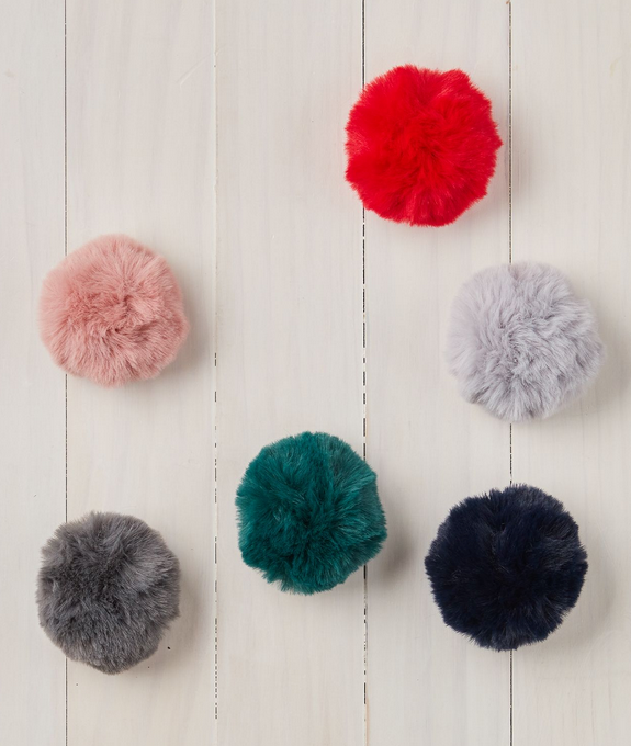 Additional Chalet Beanie Poms