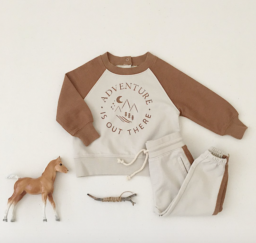 Raglan Sweatshirt | Adventure
