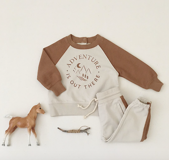Raglan Sweatshirt | Adventure