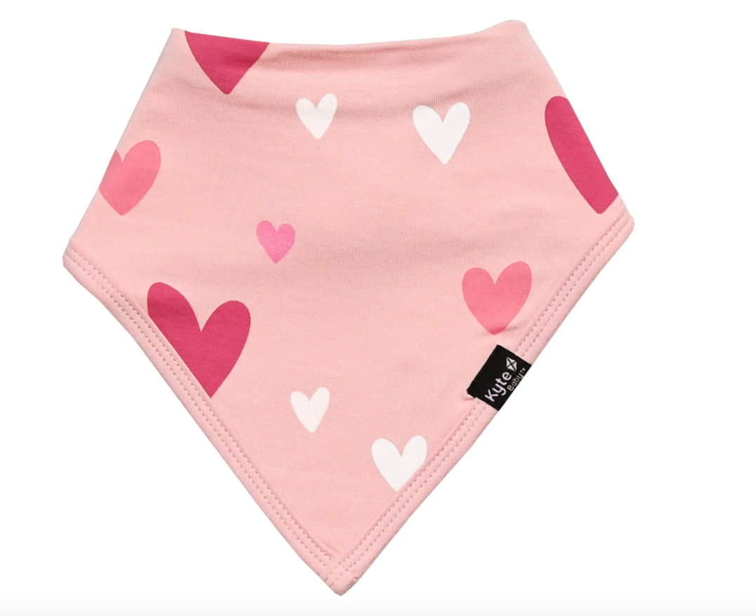 Kyte Baby Printed Bib | Crepe Hearts